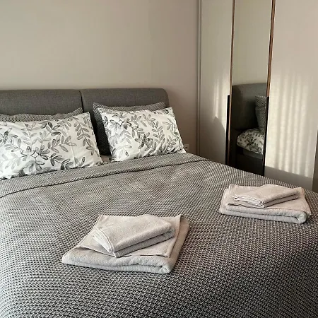 Апартаменты Luxe Sea *