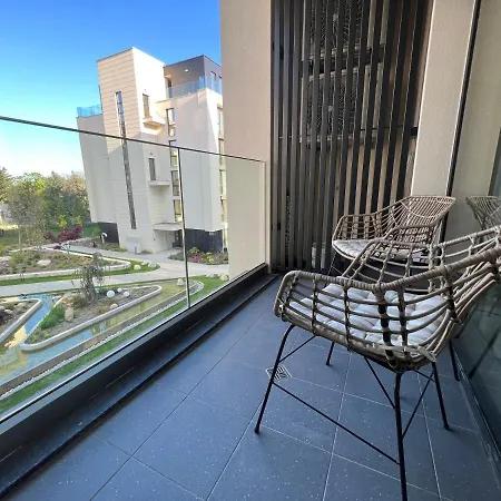 Luxe Sea Apartment Saints Constantine and Helena